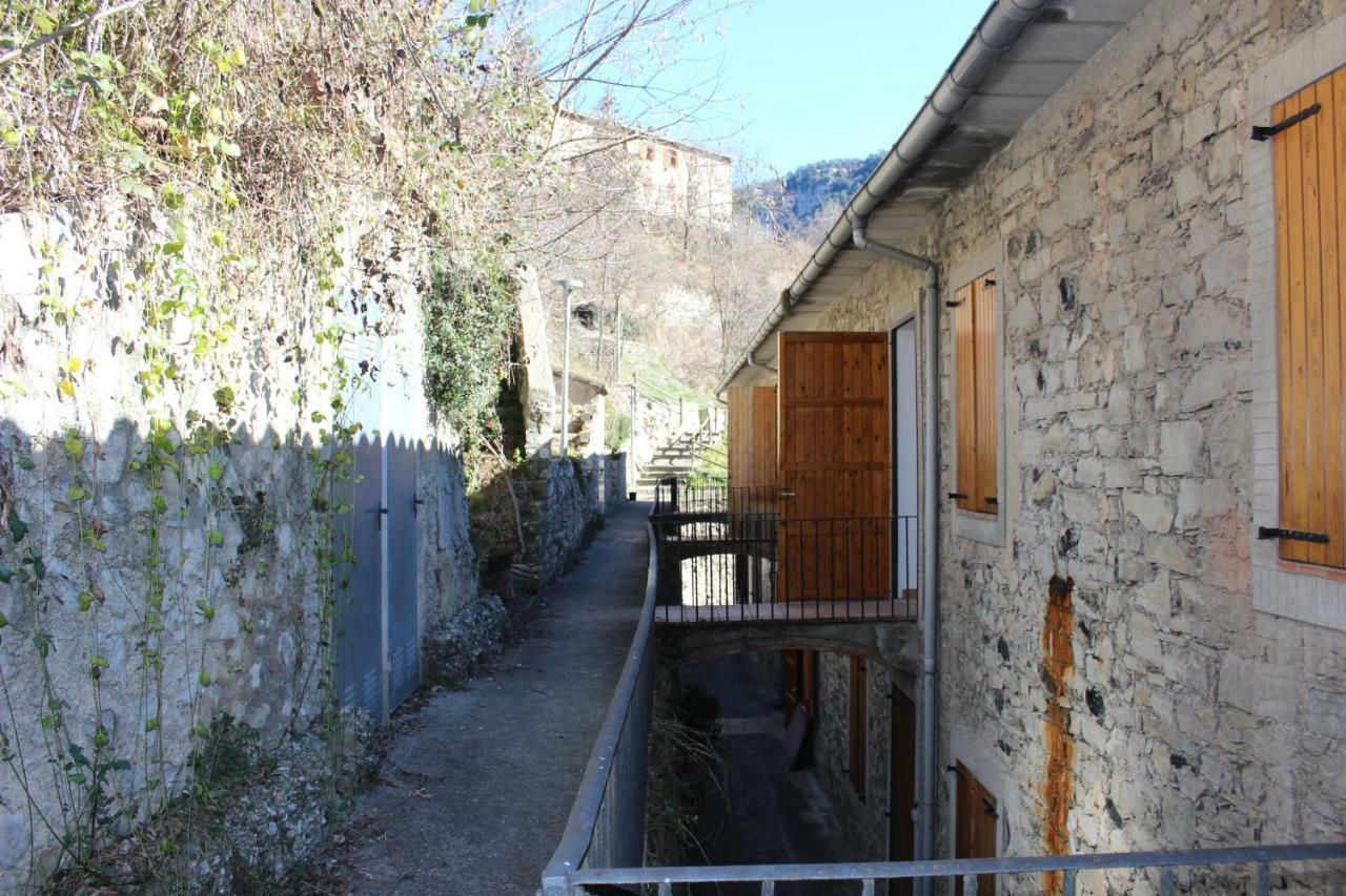 Duplex Para 6 En Cercs, Berga - A 30 Mins Del Pedraforca Sant Corneli Exterior photo